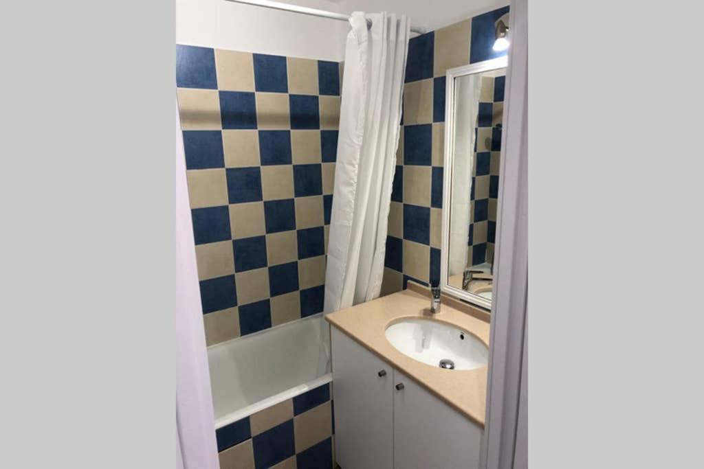 Studio Port De Hyeres Proche Des Plages מראה חיצוני תמונה