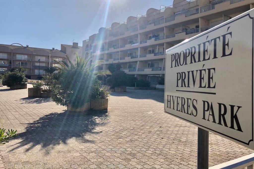 Studio Port De Hyeres Proche Des Plages מראה חיצוני תמונה